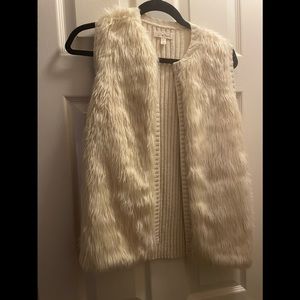 Women’s Fur Vest in Cream color